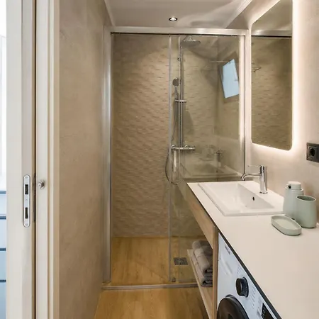 아파트 Petite Palace Cozy 2026 Near