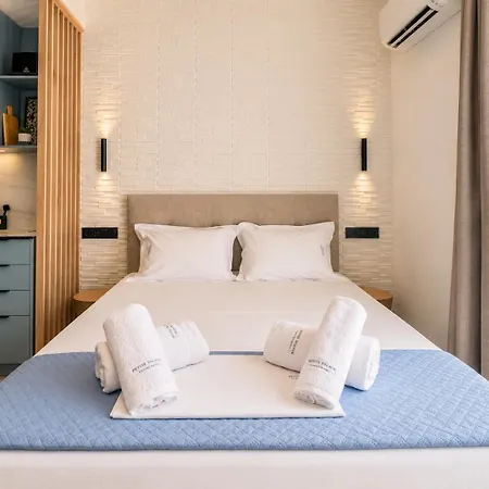 Petite Palace Cozy 2026 Near 아파트 *