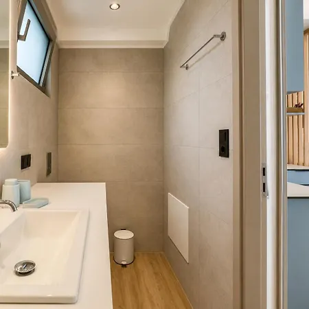 Petite Palace Cozy 2026 Near 아파트